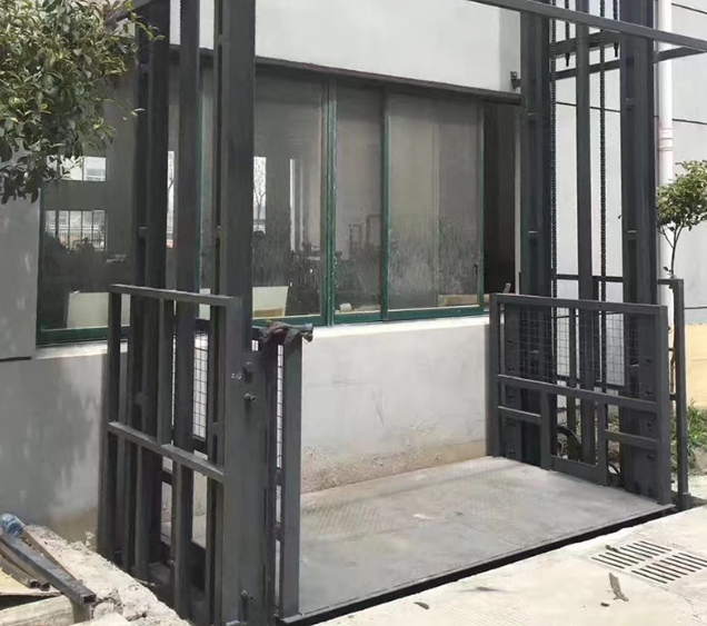 延平导轨式施工升降机助力民生工程提速增效